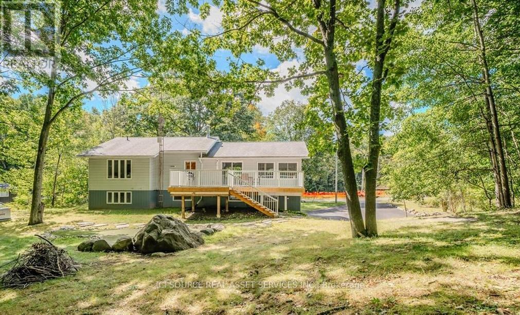 9 Indian Crescent, Muskoka Lakes, Ontario  P0B 1J0 - Photo 14 - X12464758