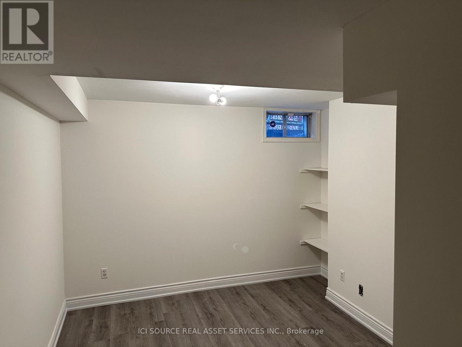 Lower - 155 Highland Crescent, Toronto, Ontario  M2L 1H2 - Photo 6 - C12557548