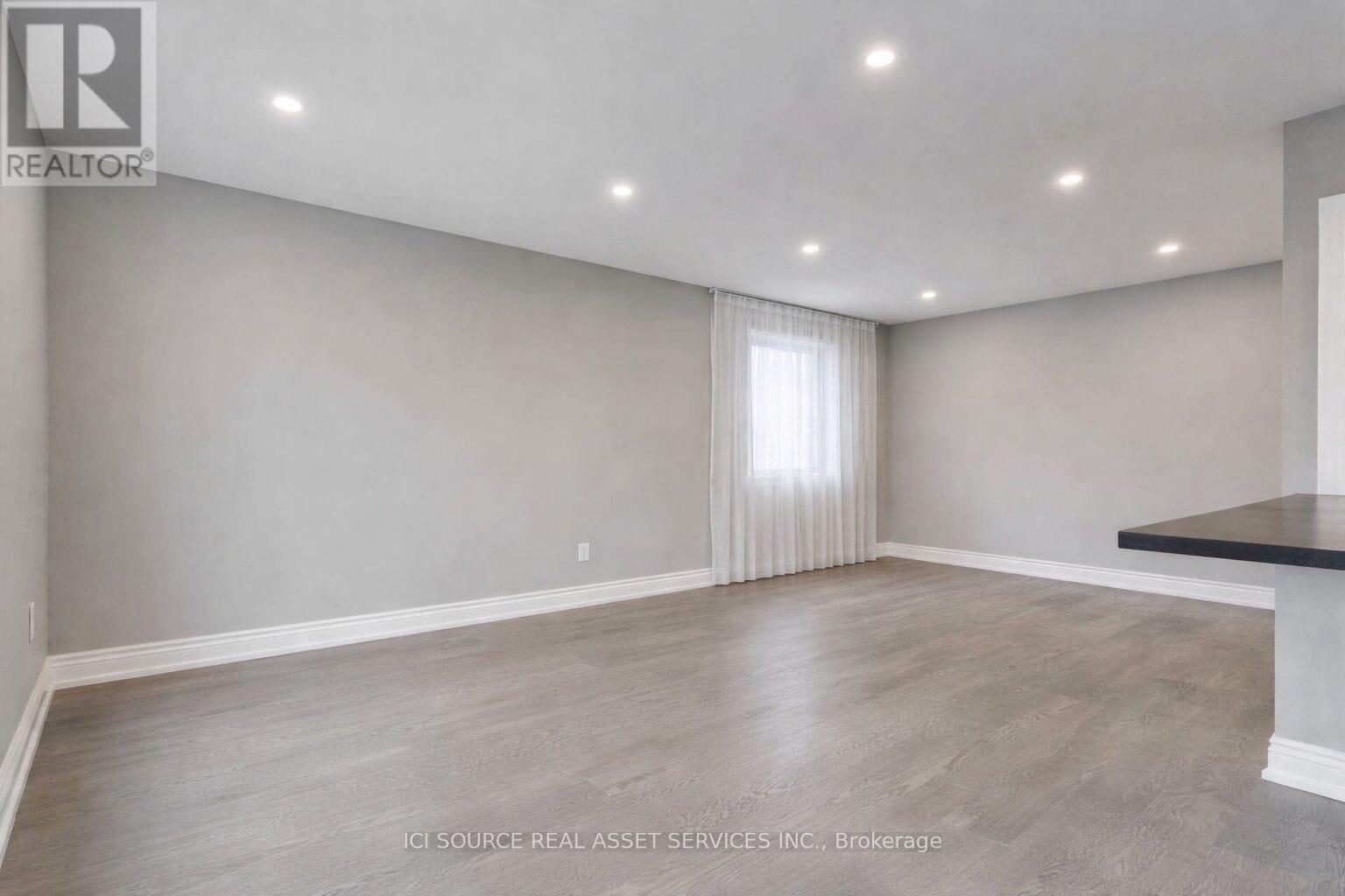 41 Wishing Well Drive, Toronto, Ontario  M1T 1H9 - Photo 8 - E12918366