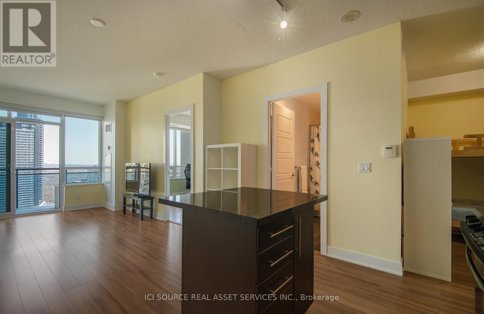2303 - 28 Linden Street, Toronto, Ontario  M4Y 0A4 - Photo 2 - C12989140
