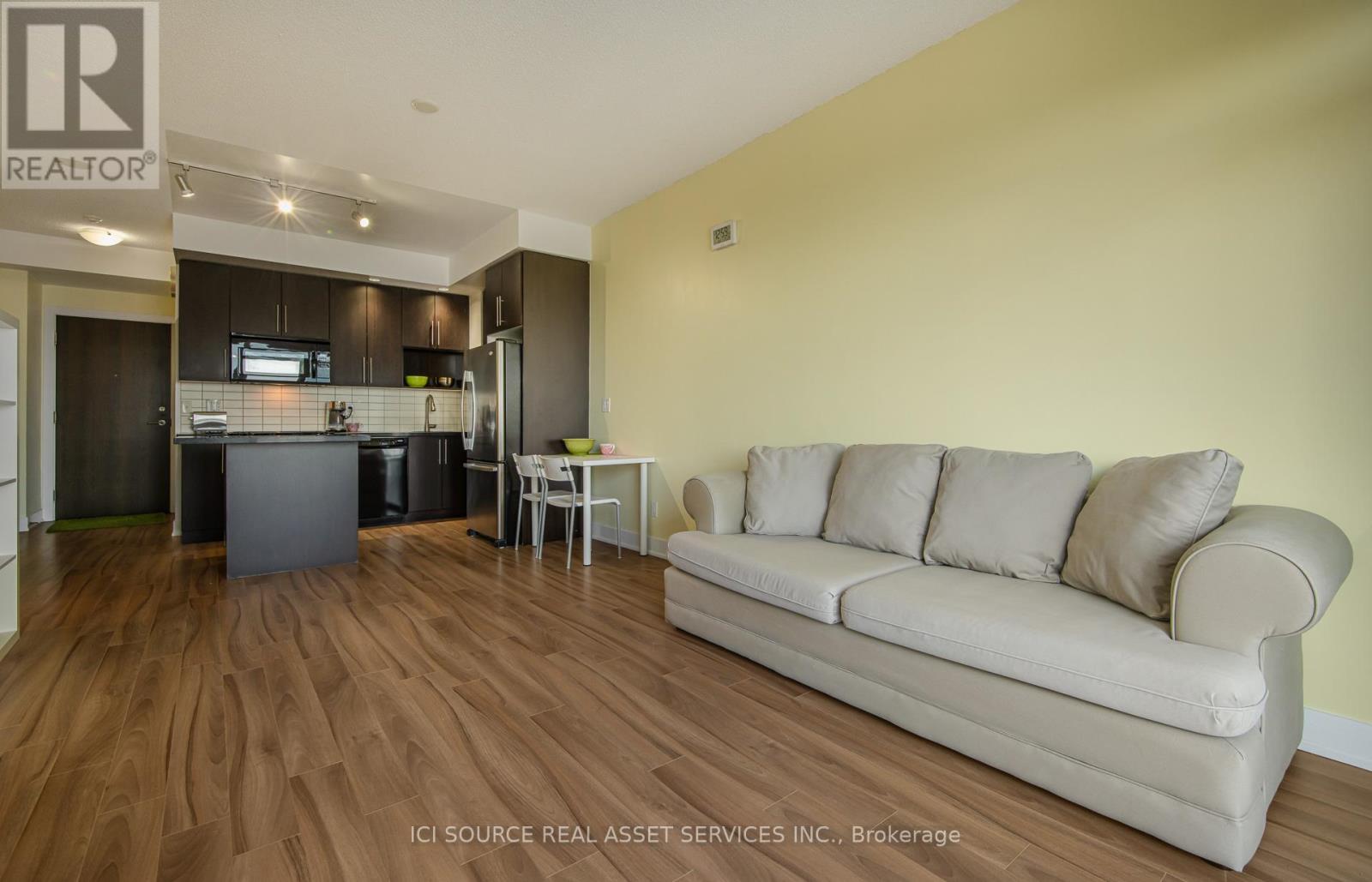2303 - 28 Linden Street, Toronto, Ontario  M4Y 0A4 - Photo 4 - C12989140