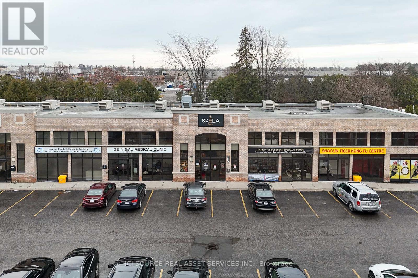 15 & 16 - 1884 Merivale Road, Ottawa, Ontario  K2G 1E6 - Photo 4 - X12994376