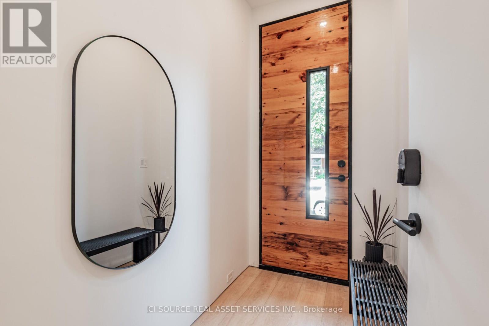 44 Massey Street, Toronto, Ontario  M6J 2T4 - Photo 5 - C13077402