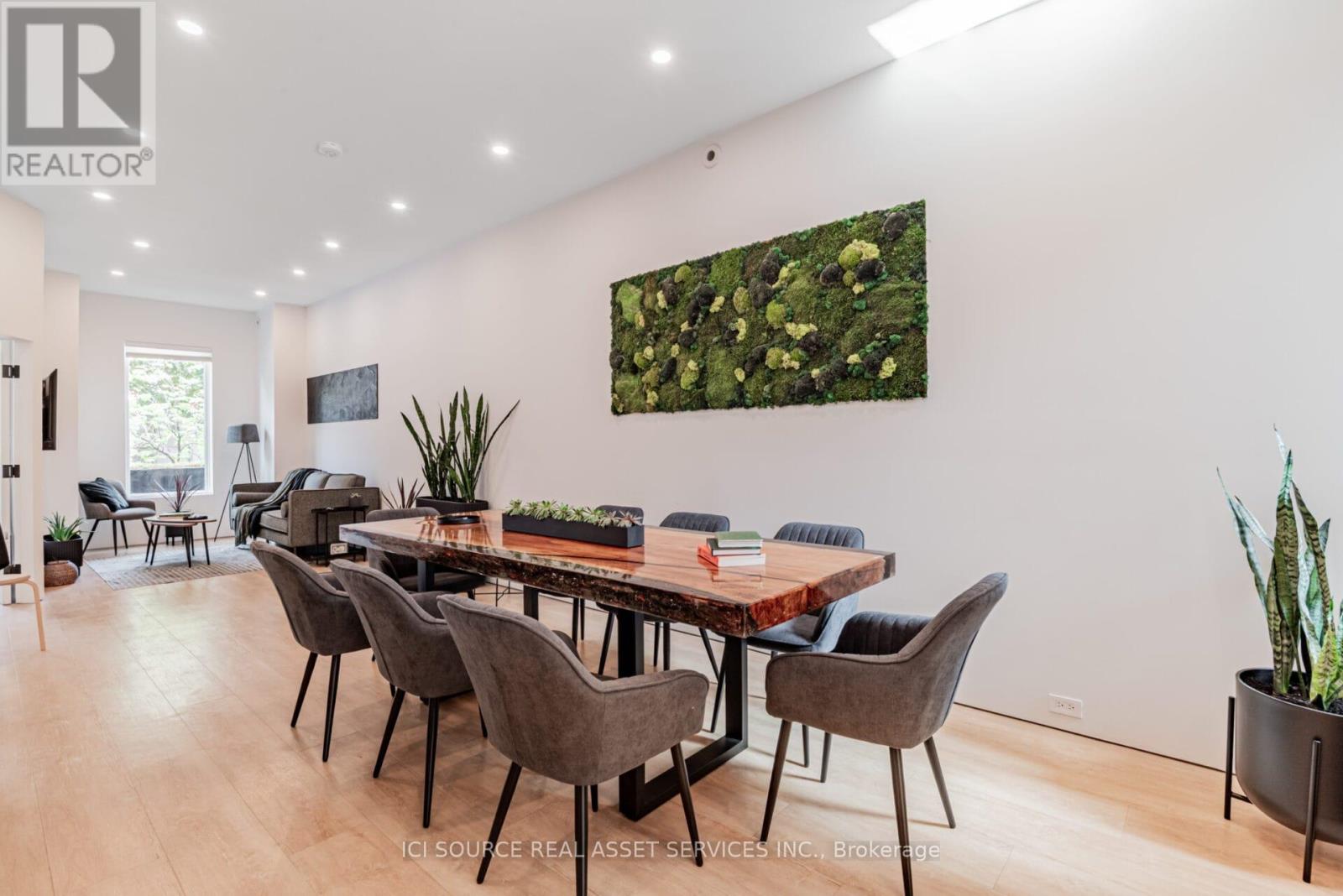 44 Massey Street, Toronto, Ontario  M6J 2T4 - Photo 9 - C13077402