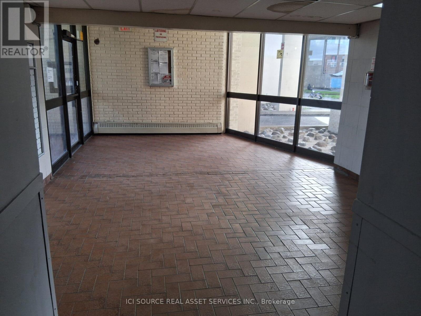 148 - 10 Eddystone Avenue, Toronto, Ontario  M3N 2T2 - Photo 7 - W13082586