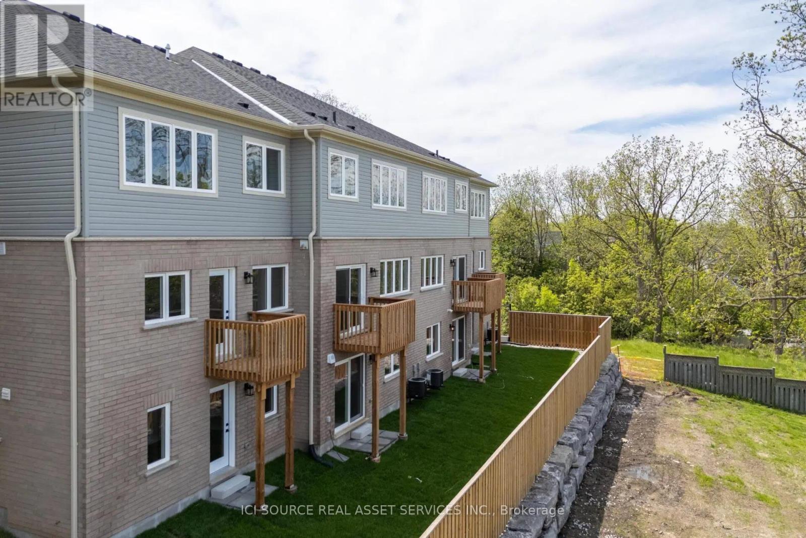 4061-2 Fracchioni Drive, Lincoln, Ontario  L3J 0R5 - Photo 32 - X13097660