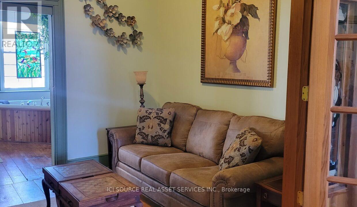 111 St Lawrence Street, Merrickville-Wolford, Ontario  K0G 1N0 - Photo 10 - X13133110