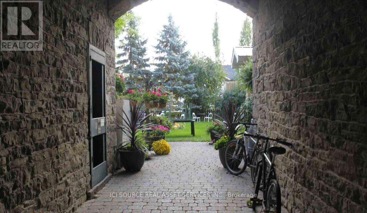111 St Lawrence Street, Merrickville-Wolford, Ontario  K0G 1N0 - Photo 7 - X13133110