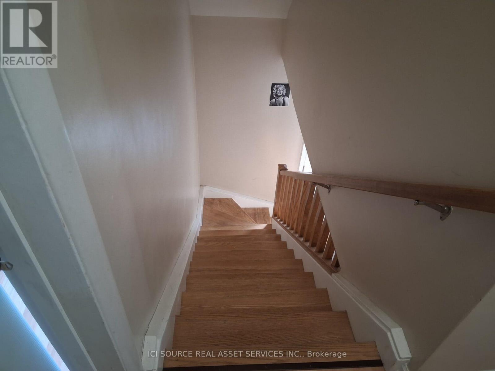 11 Ellington Drive, Toronto, Ontario  M1R 3X6 - Photo 2 - E13153390