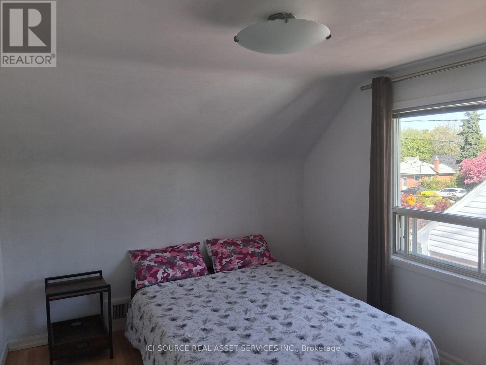 11 Ellington Drive, Toronto, Ontario  M1R 3X6 - Photo 4 - E13153390