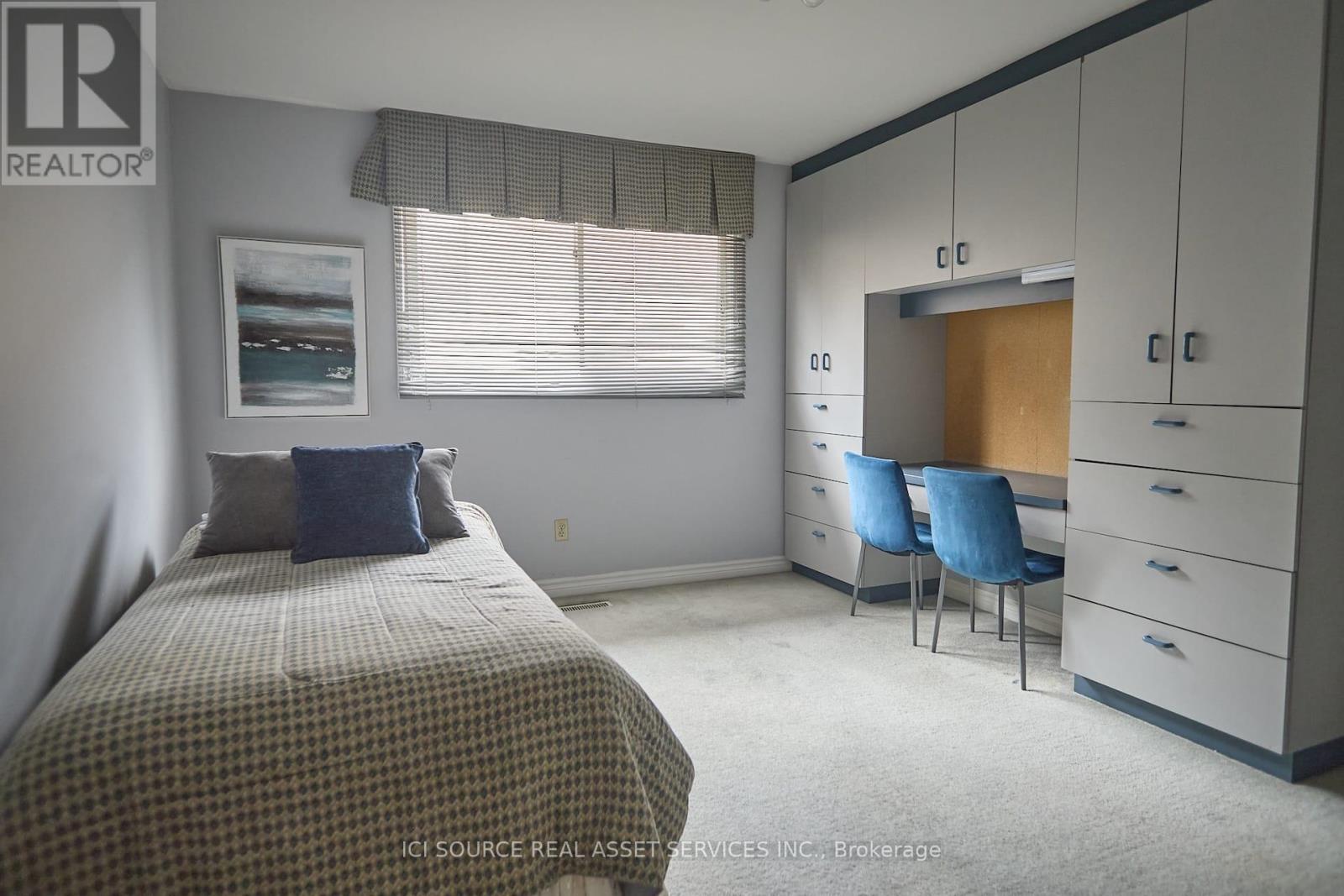 104 Almore Avenue, Toronto, Ontario  M3H 2H5 - Photo 17 - C13190182