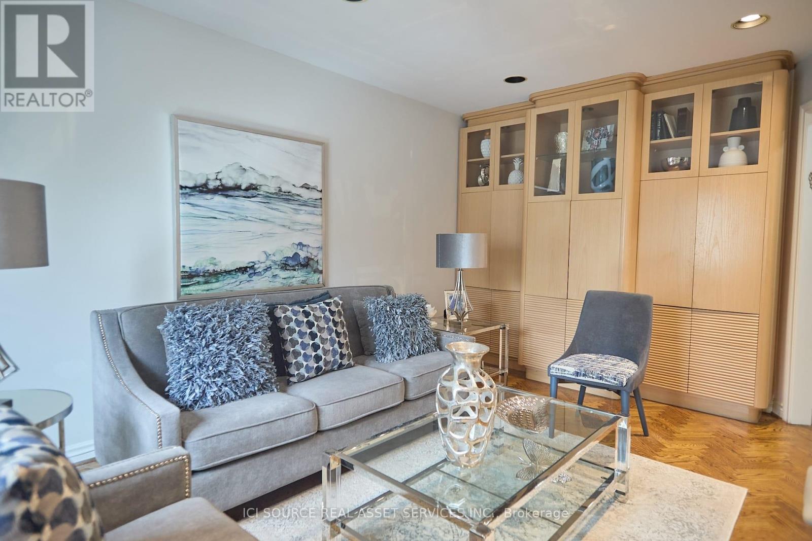 104 Almore Avenue, Toronto, Ontario  M3H 2H5 - Photo 18 - C13190182