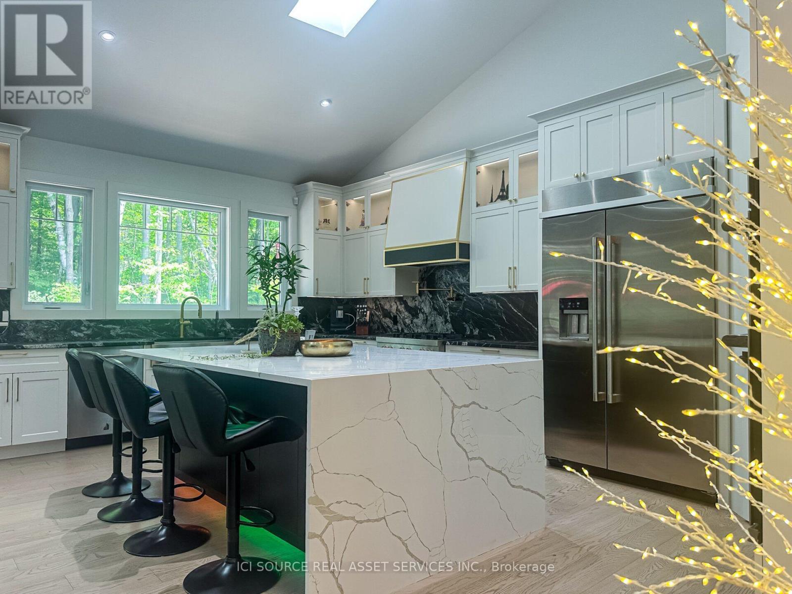 13 Timberrun Court, Hamilton, Ontario  L0P 1B0 - Photo 11 - X13421172