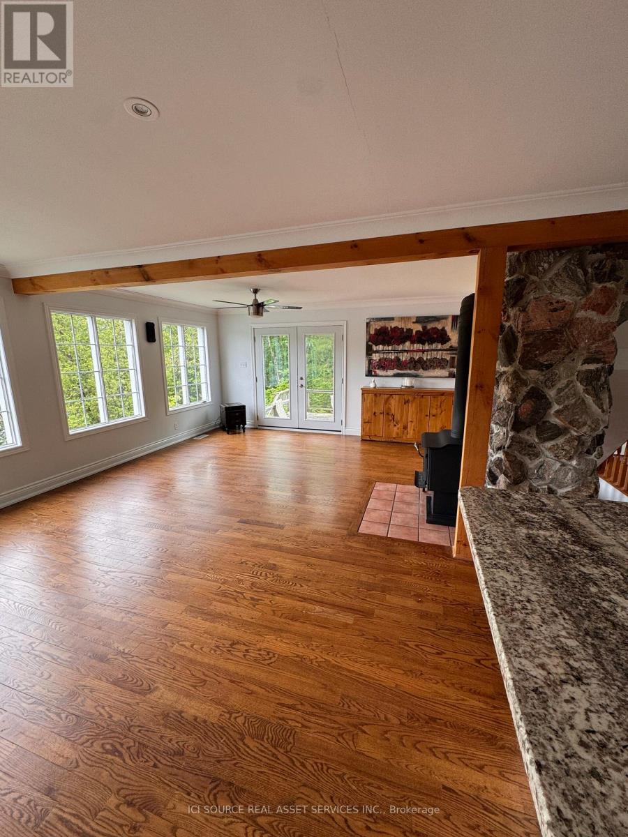 1096 Lois Lane, Minden Hills, Ontario  K0M 2L1 - Photo 15 - X13474742