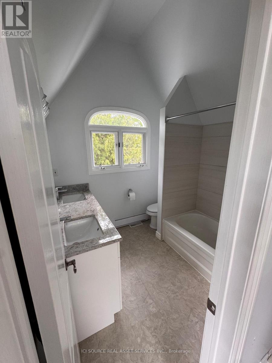 1096 Lois Lane, Minden Hills, Ontario  K0M 2L1 - Photo 23 - X13474742
