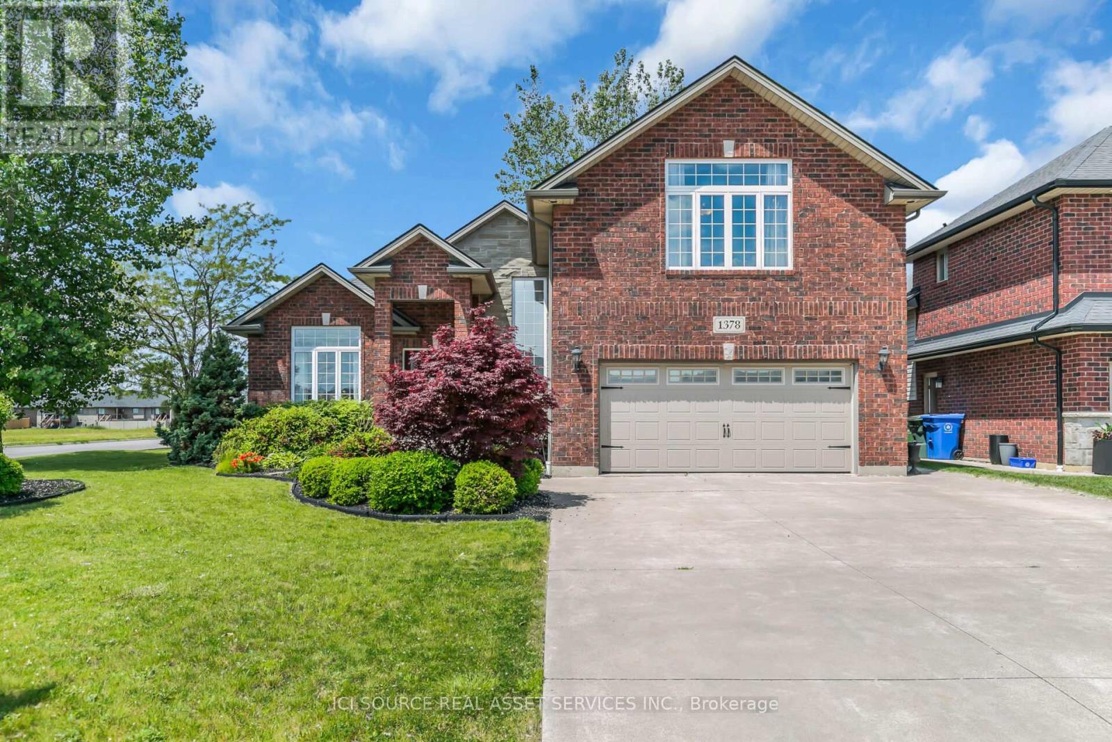 1378 Traditional Trail, Lakeshore, Ontario  N0R 1A0 - Photo 2 - X13536144