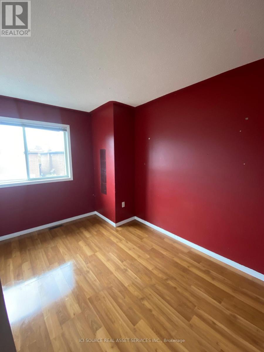24 Mattari Court, Toronto, Ontario  M9W 7C6 - Photo 2 - W13547220
