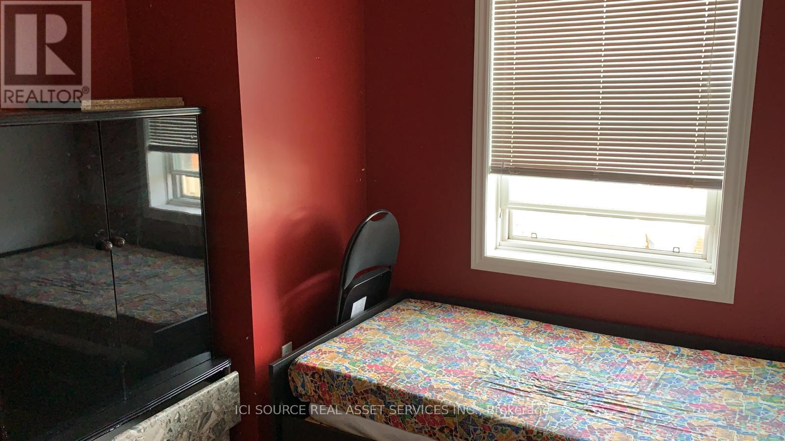 24 Mattari Court, Toronto, Ontario  M9W 7C6 - Photo 9 - W13547220