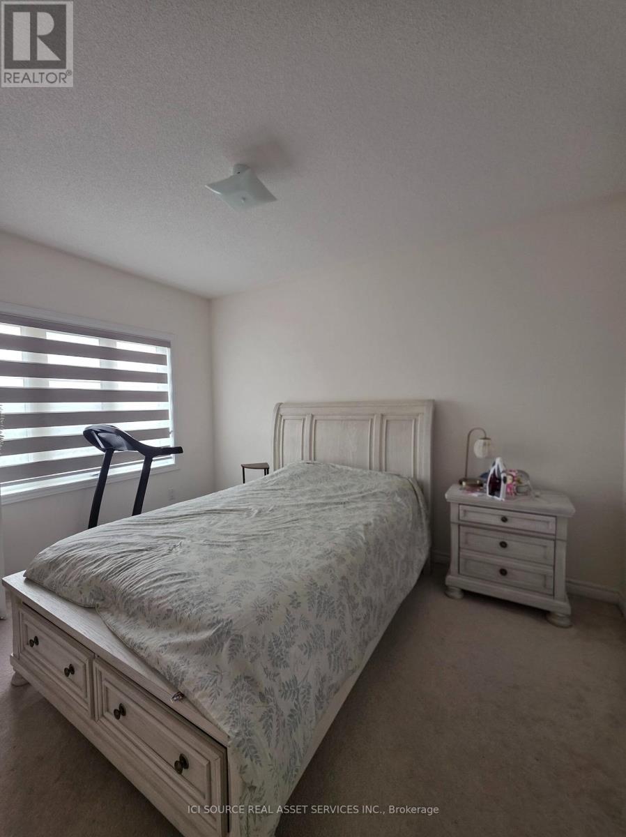 10 Brent Stephens Way, Brampton, Ontario  L7A 5B6 - Photo 3 - W13570232