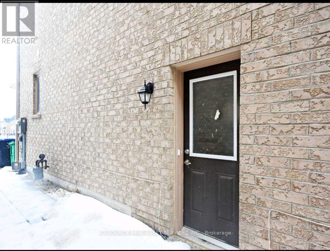 10 Brent Stephens Way, Brampton, Ontario  L7A 5B6 - Photo 4 - W13570232