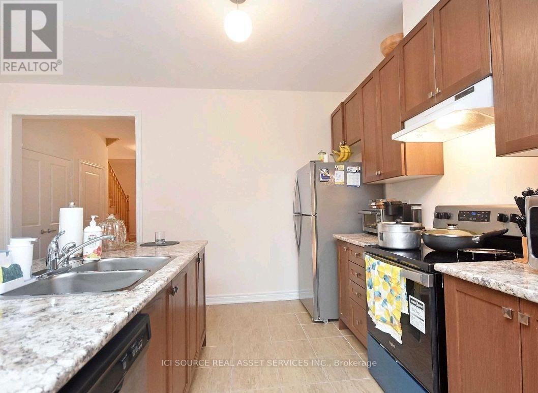 10 Brent Stephens Way, Brampton, Ontario  L7A 5B6 - Photo 6 - W13570232
