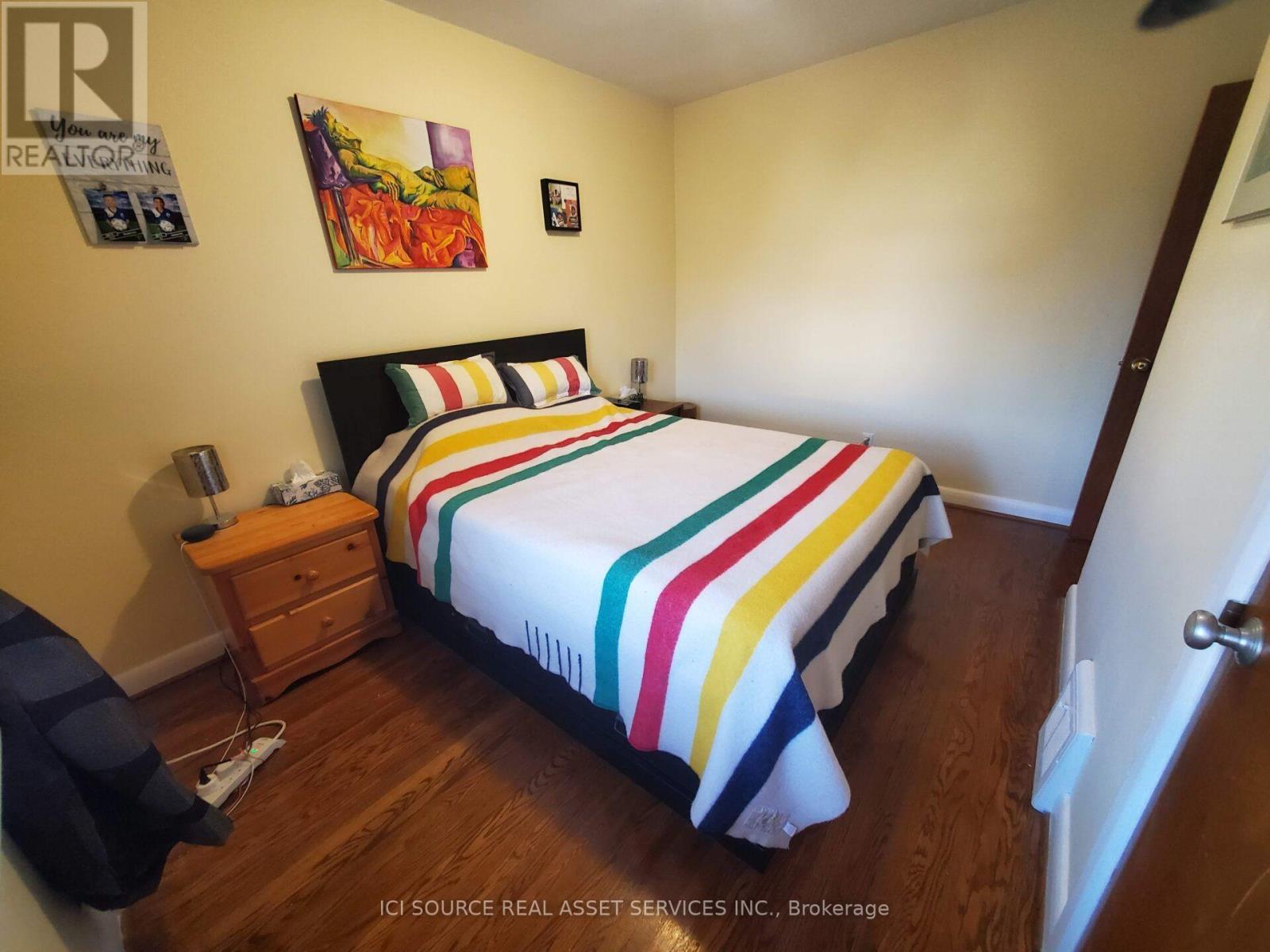 Main Floor - 412 Mountainview Drive, Milton, Ontario  L9T 1W2 - Photo 5 - W13591636