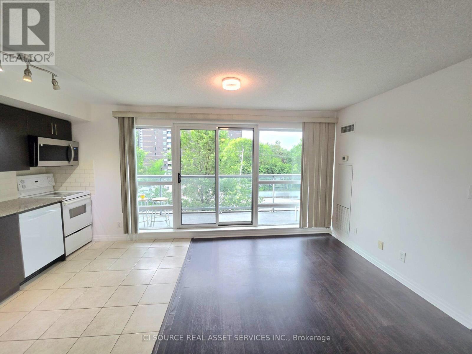 221 - 2035 Sheppard Avenue E, Toronto, Ontario  M2J 0A8 - Photo 11 - C13600970