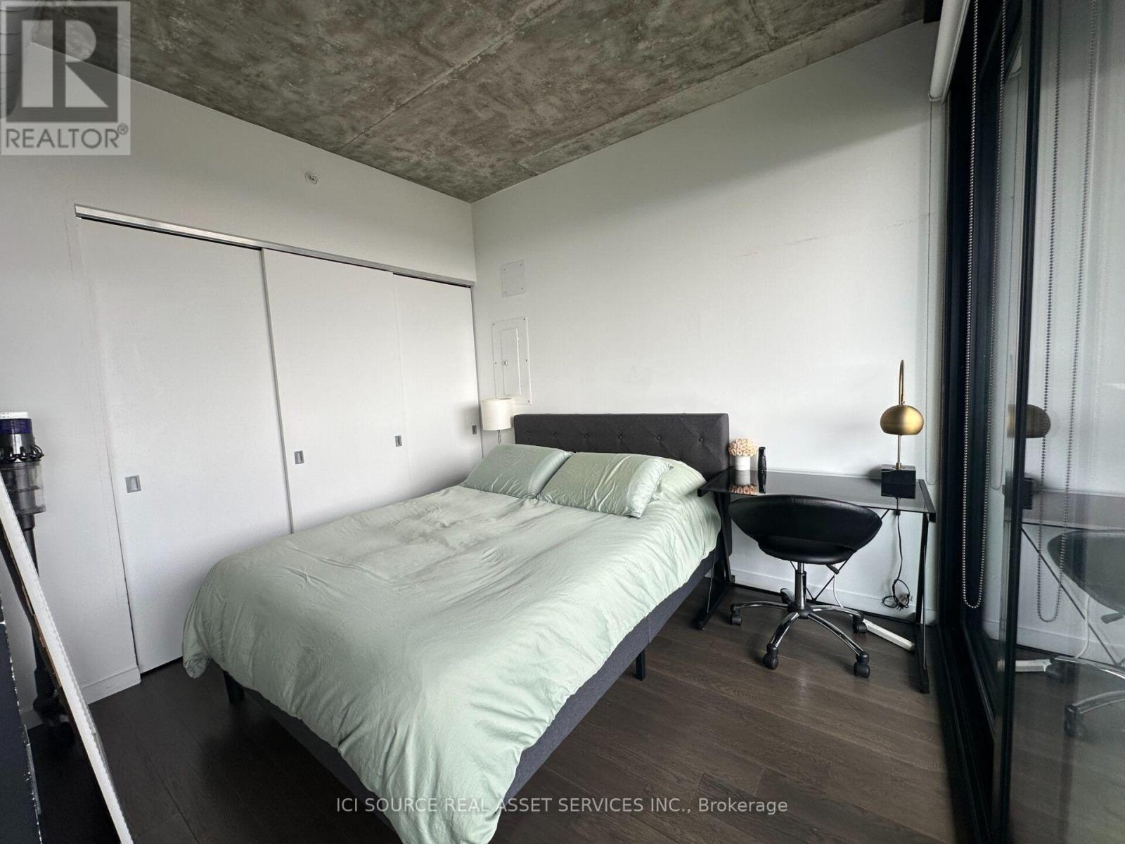 2407 - 170 Bayview Avenue, Toronto, Ontario  M5A 0M4 - Photo 10 - C13638074