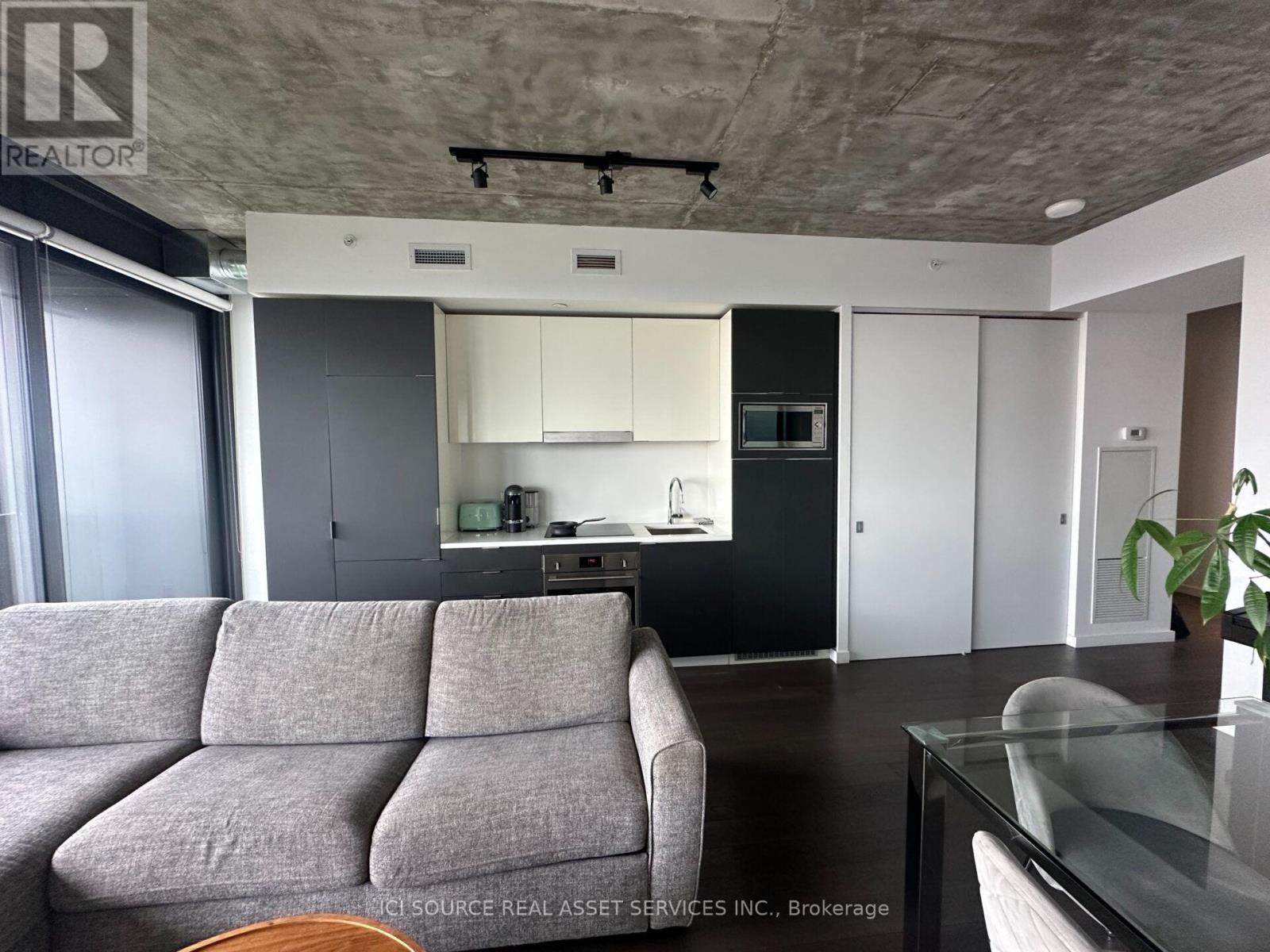 2407 - 170 Bayview Avenue, Toronto, Ontario  M5A 0M4 - Photo 9 - C13638074