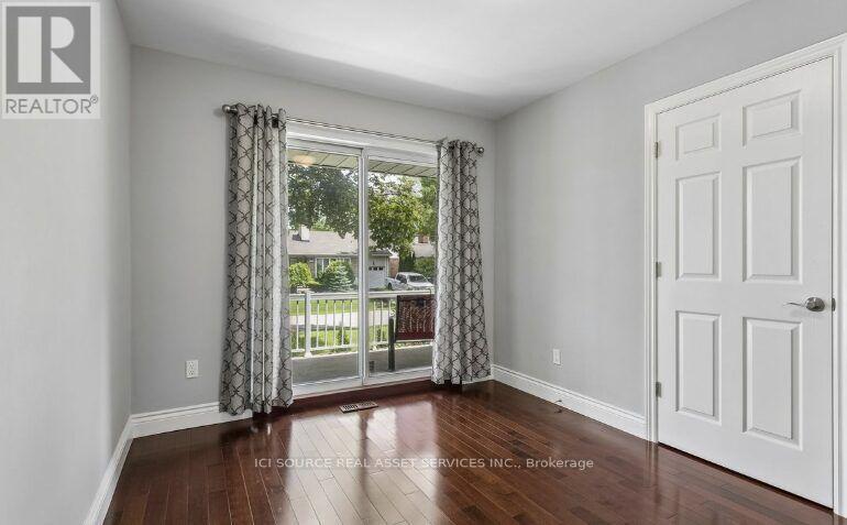 1603 Lincolnshire Boulevard, Mississauga, Ontario  L5E 2S8 - Photo 17 - W13656210
