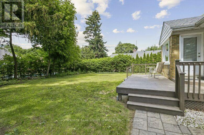 1603 Lincolnshire Boulevard, Mississauga, Ontario  L5E 2S8 - Photo 33 - W13656210