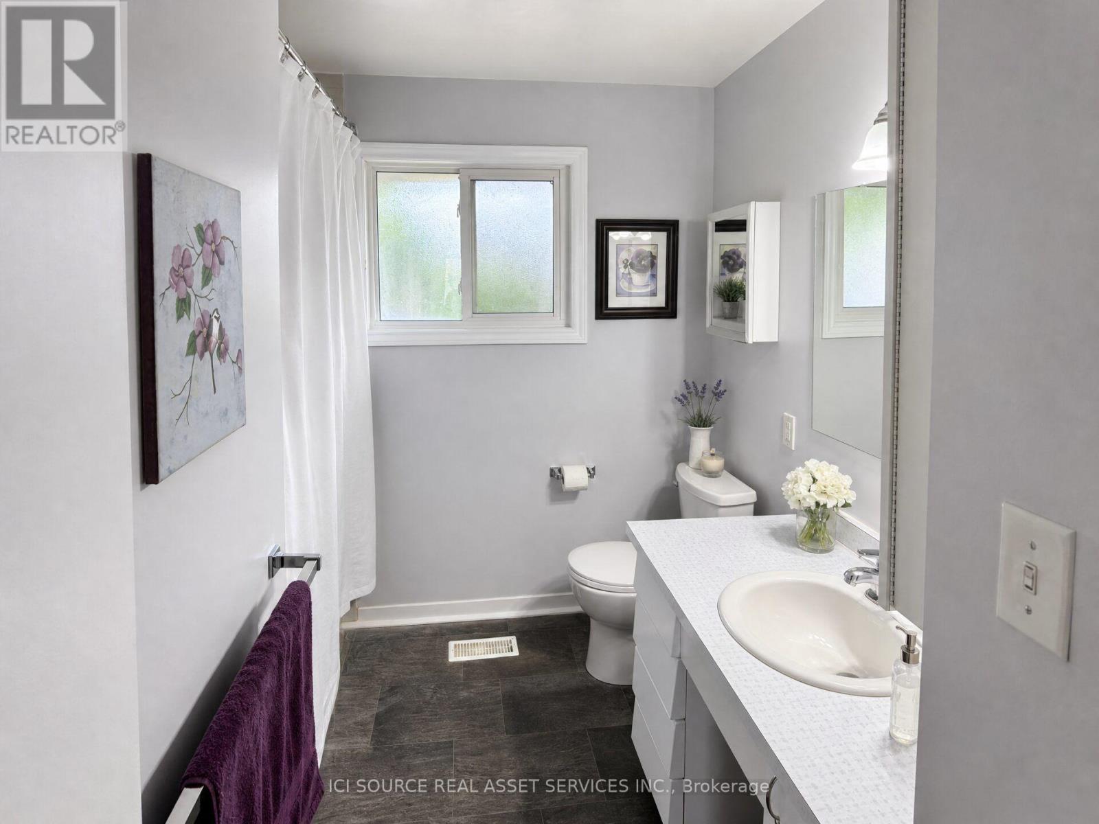 6 Orange Street, Orangeville, Ontario  L9W 2K4 - Photo 11 - W13660730