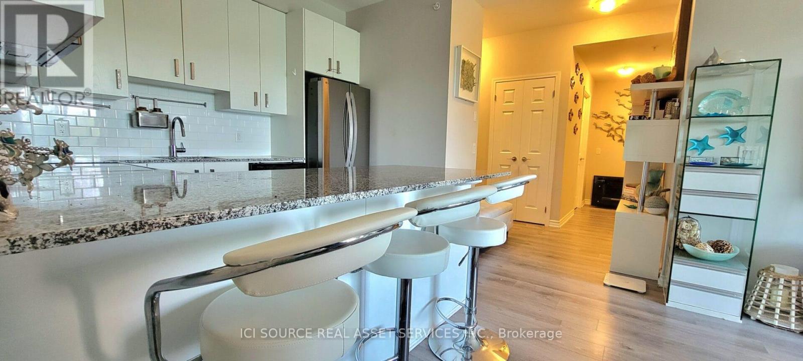 301 - 11611 Yonge Street, Richmond Hill, Ontario  L4E 1G2 - Photo 6 - N13735130