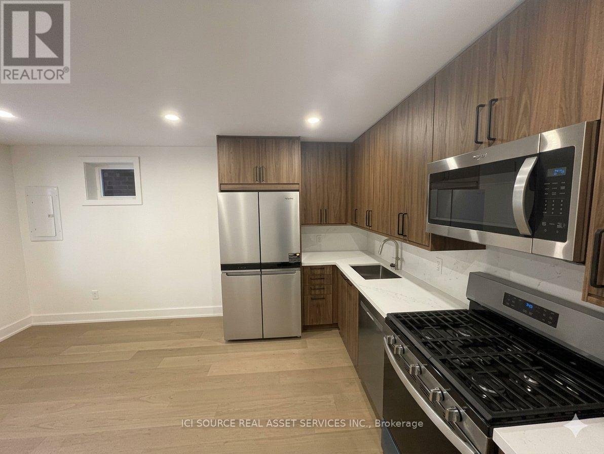 1 - 150 Brunswick Avenue, Toronto, Ontario  M5S 2M2 - Photo 3 - C13751618