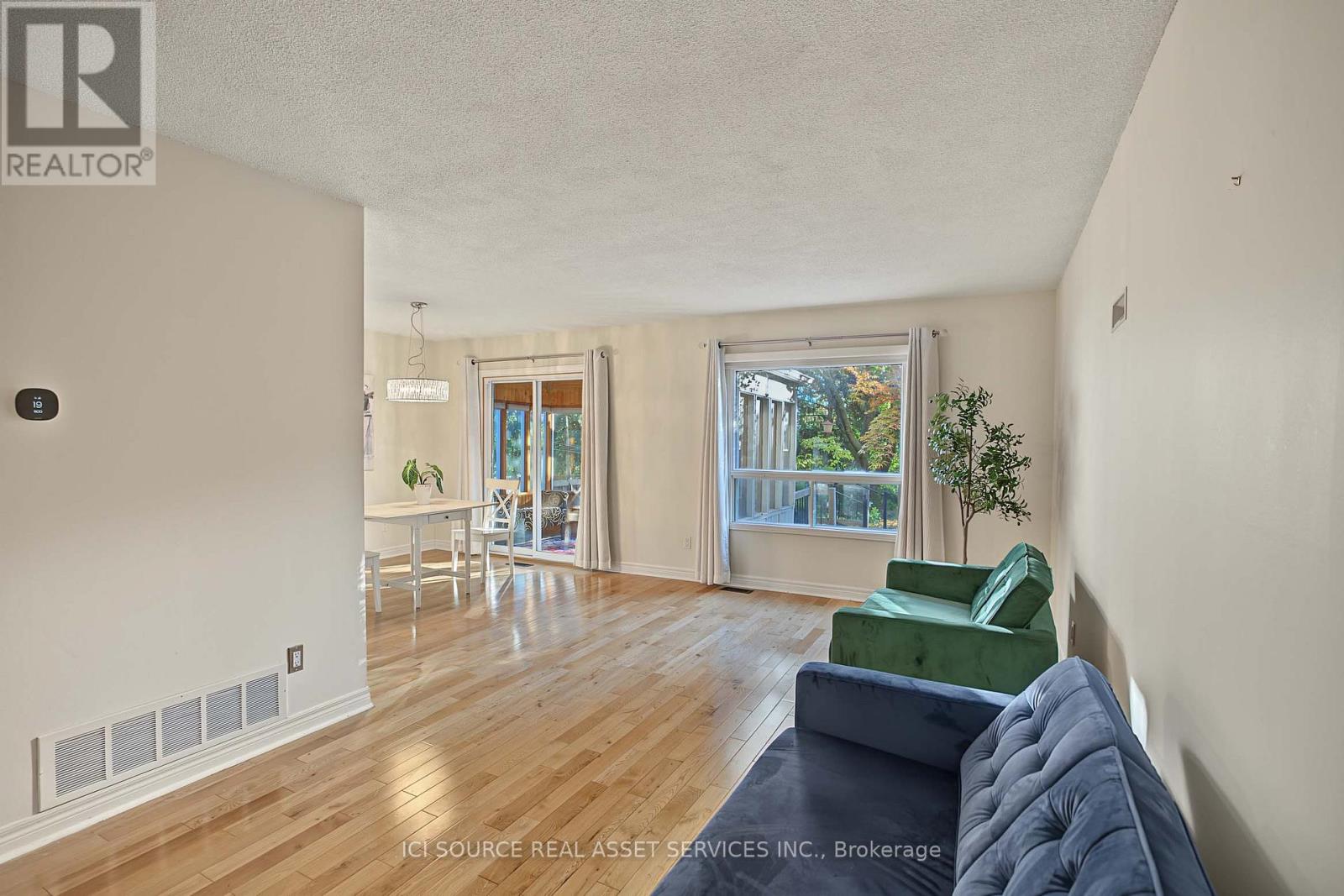 20 Kesteven Crescent, Brampton, Ontario  L6W 4E1 - Photo 14 - W13755336