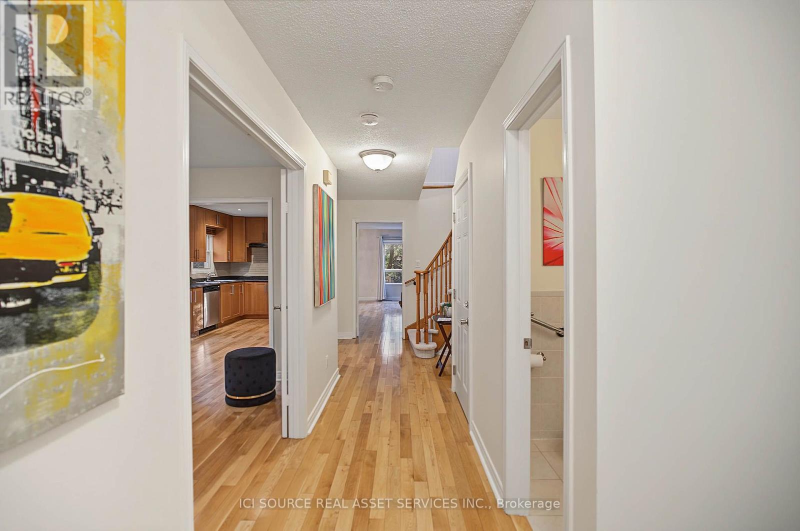 20 Kesteven Crescent, Brampton, Ontario  L6W 4E1 - Photo 4 - W13755336
