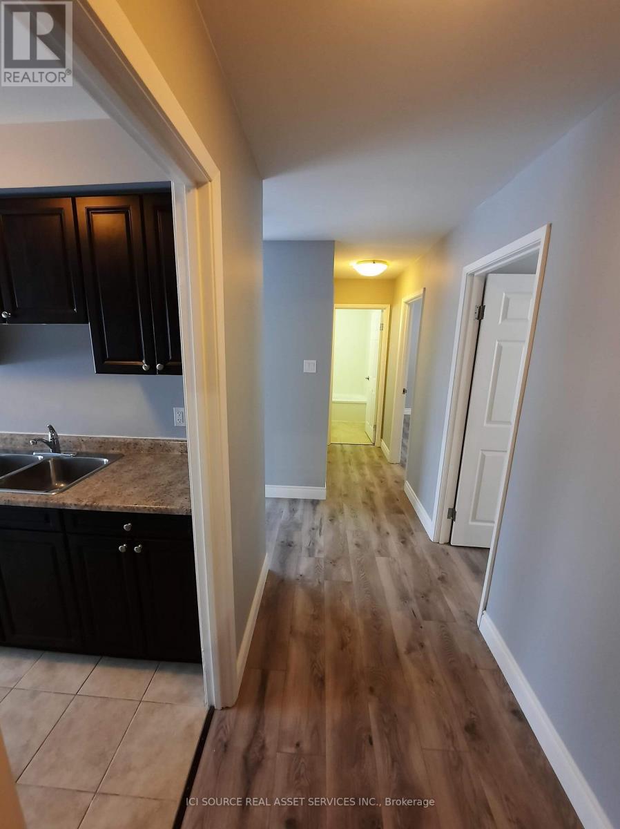 Unit 4 - 229 Canice Street, Orillia, Ontario  L3V 4J1 - Photo 3 - S13758212
