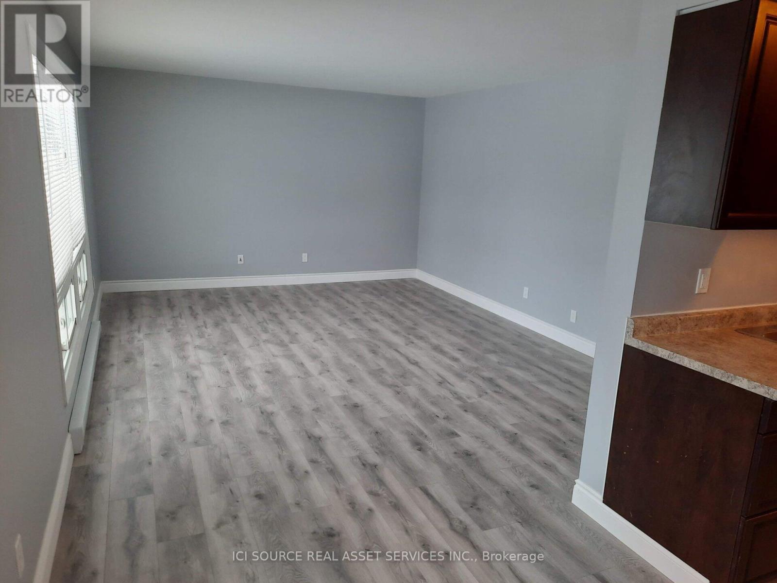 Unit 4 - 229 Canice Street, Orillia, Ontario  L3V 4J1 - Photo 6 - S13758212