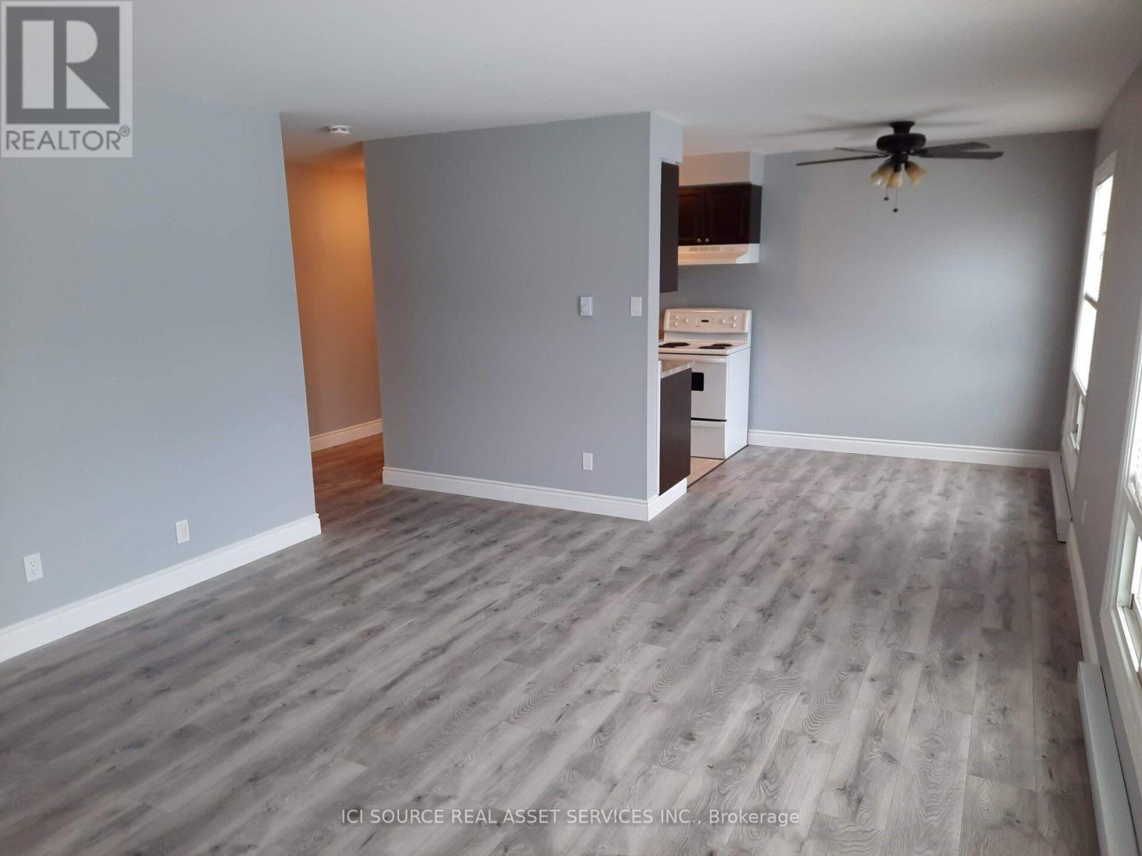 Unit 4 - 229 Canice Street, Orillia, Ontario  L3V 4J1 - Photo 7 - S13758212