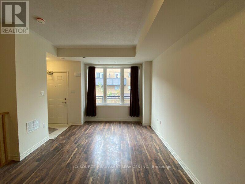 10 - 2285 Mcnab Lane, Mississauga, Ontario  L5J 0B3 - Photo 2 - W13783788