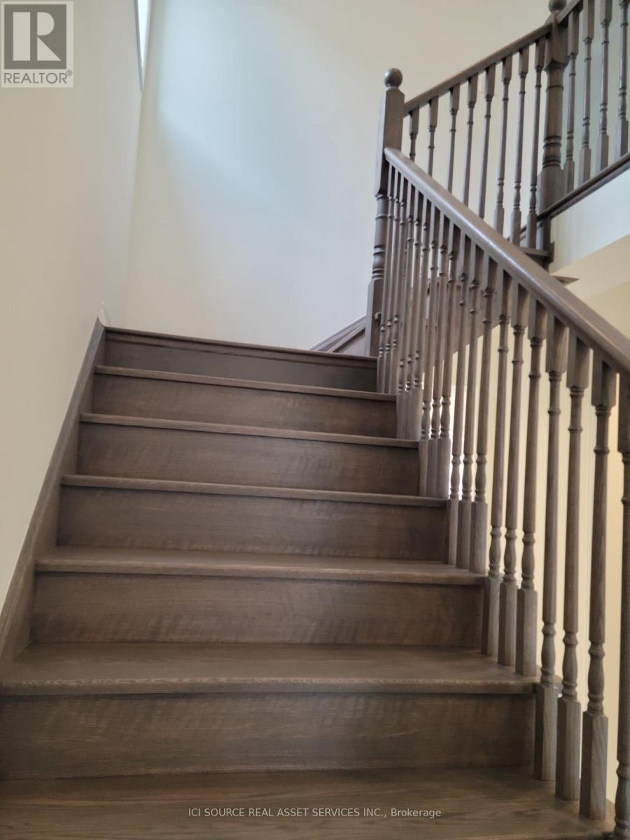 10 Limoges Road, Whitby, Ontario  K0G 1L0 - Photo 2 - E13786938