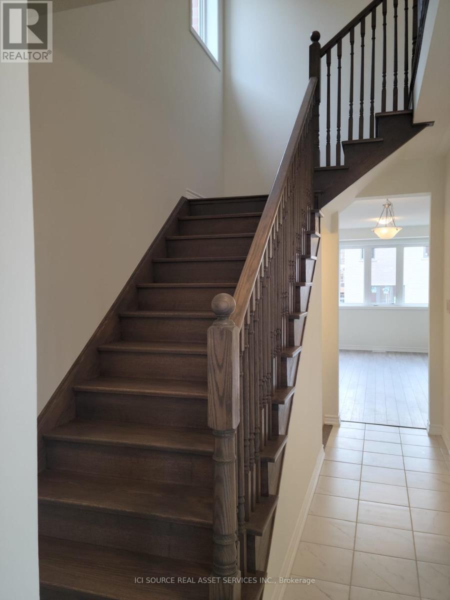 10 Limoges Road, Whitby, Ontario  K0G 1L0 - Photo 3 - E13786938