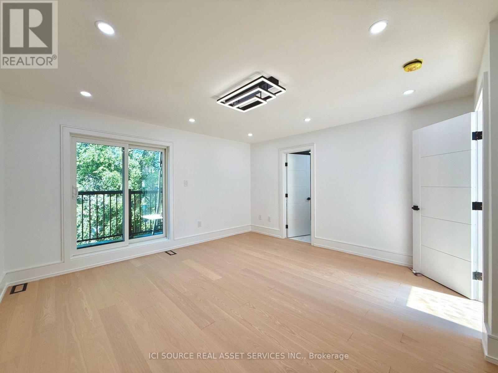 21 Vanbrugh Avenue, Toronto, Ontario  M1N 3S8 - Photo 17 - E13789412