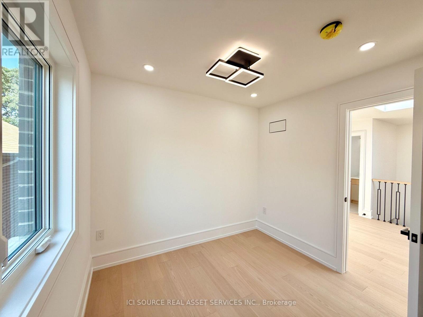 21 Vanbrugh Avenue, Toronto, Ontario  M1N 3S8 - Photo 21 - E13789412
