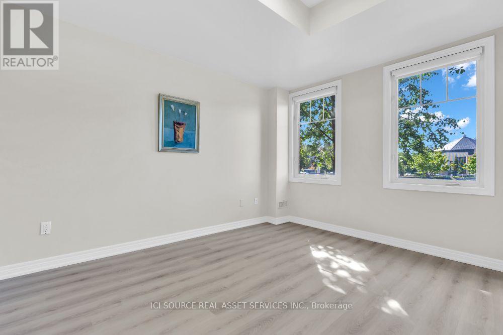 4 - 3215 Thomas Street, Mississauga, Ontario  L5M 0M2 - Photo 4 - W13789454