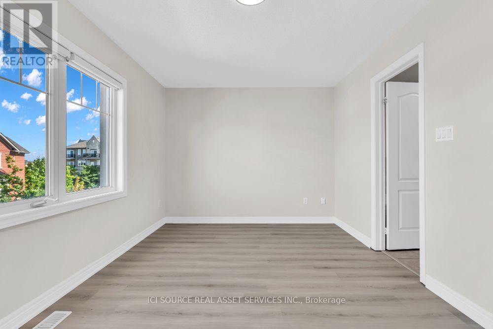 4 - 3215 Thomas Street, Mississauga, Ontario  L5M 0M2 - Photo 9 - W13789454