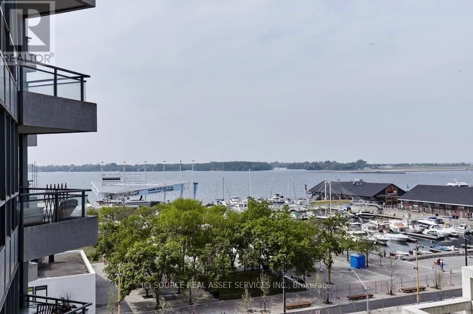 812 - 228 Queens Quay W, Toronto, Ontario  M5J 2X1 - Photo 10 - C13791154
