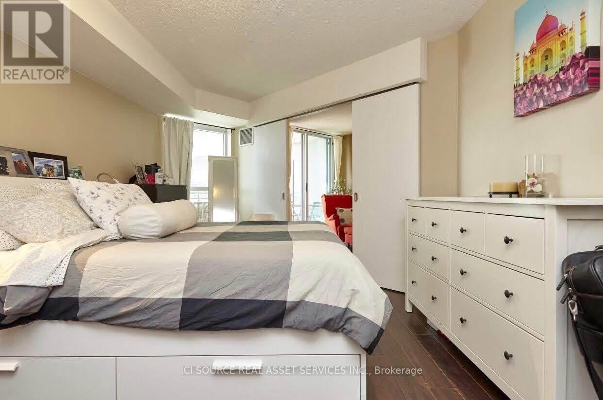 812 - 228 Queens Quay W, Toronto, Ontario  M5J 2X1 - Photo 14 - C13791154