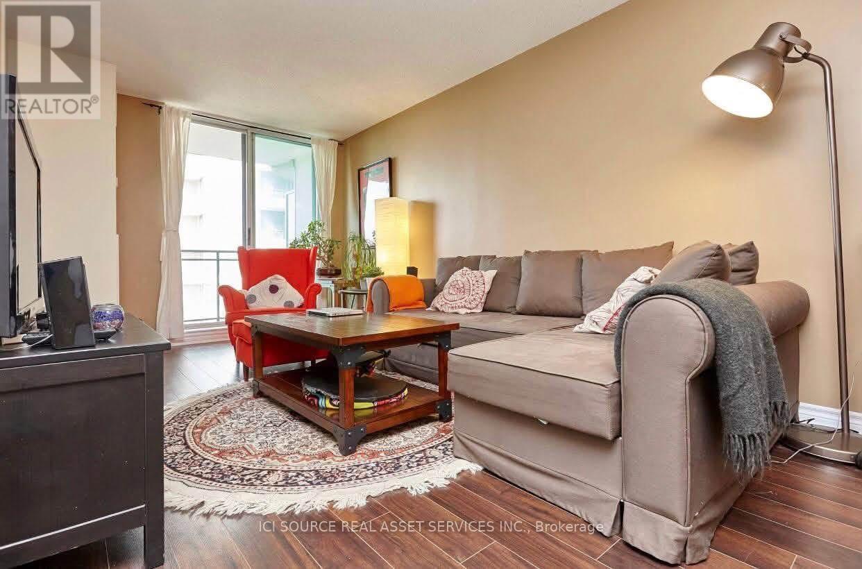 812 - 228 Queens Quay W, Toronto, Ontario  M5J 2X1 - Photo 2 - C13791154