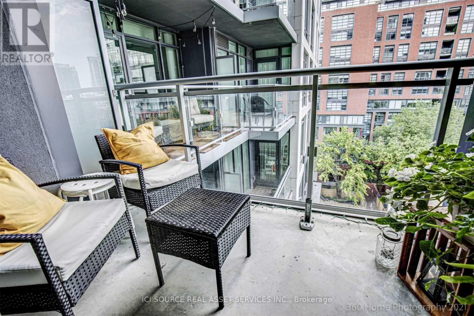 1020 - 525 Adelaide Street W, Toronto, Ontario  M5V 0N7 - Photo 10 - C13795142